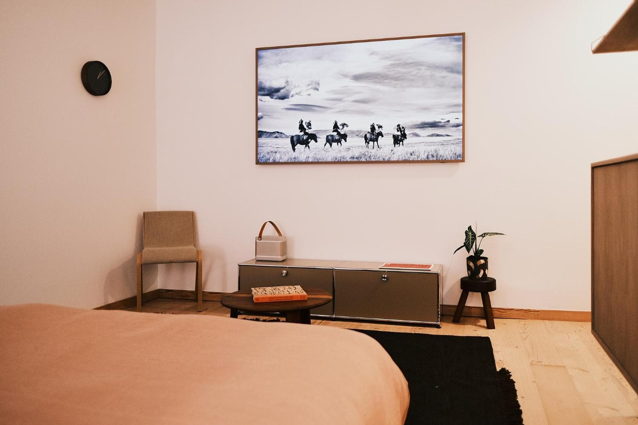 Photograph supplied for guesthouse by good neighbor