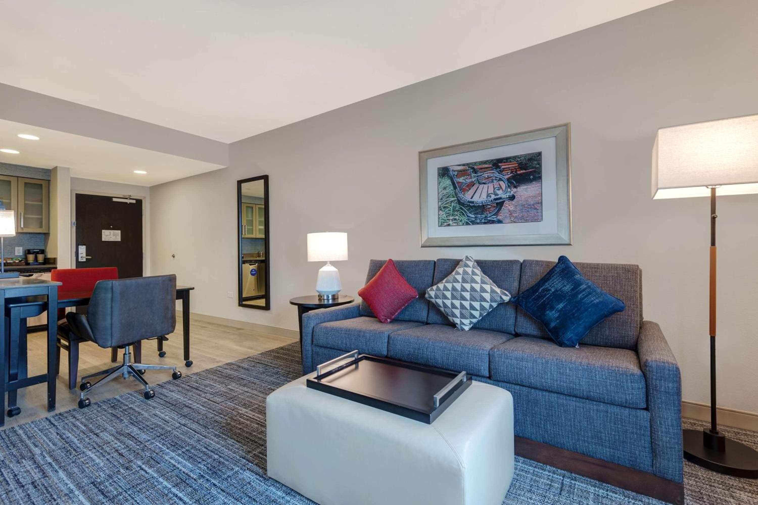Photograph supplied for Homewood Suites Nashville Vanderbilt