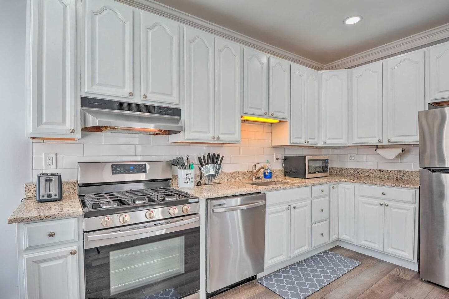 Photograph supplied for Baltimore Abode, Walk to Cross Street Market!