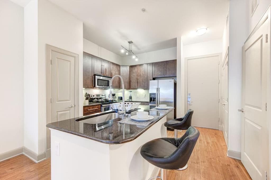 Photograph supplied for Chic 1Br Near NRG With Pool WiFi FreeParking