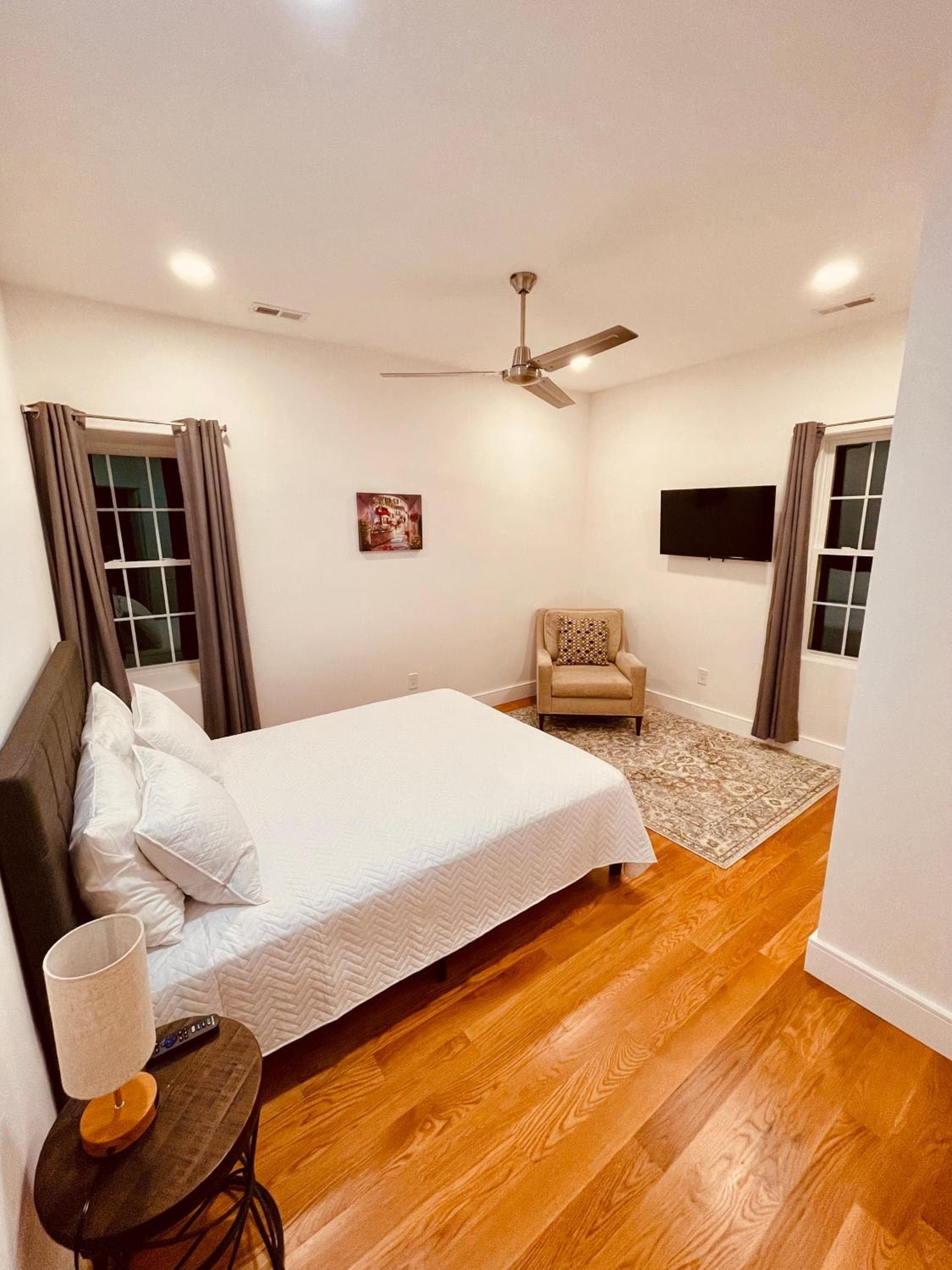 Photograph supplied for Perrin Place Unit 3