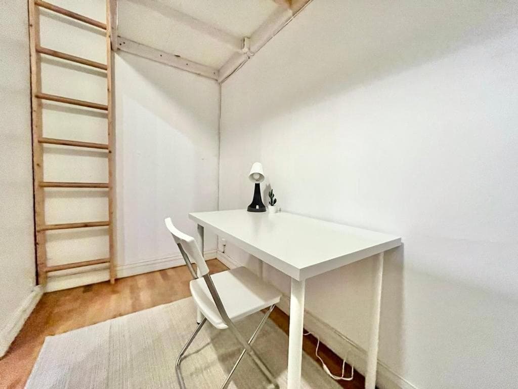 Photograph supplied for Gorgeous apartment in city centre
