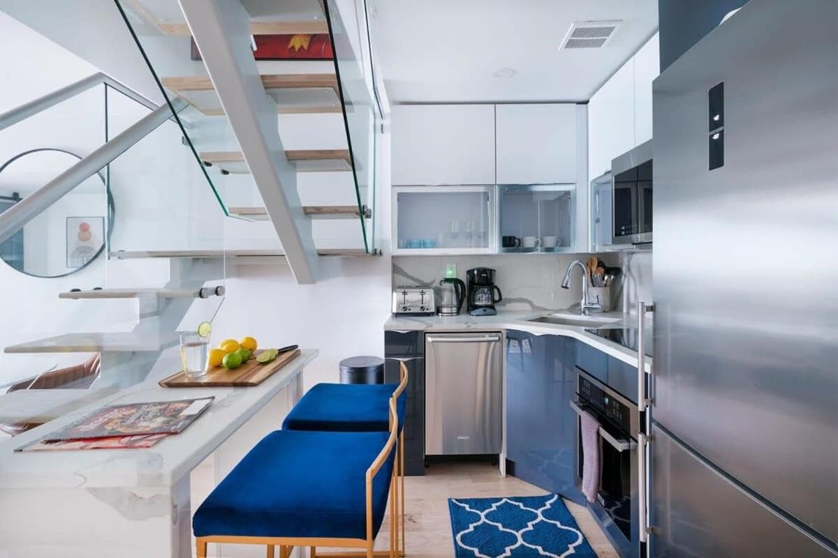 Photograph supplied for 75-3B 3BR Luxury duplex BRAND NEW &D Elevator
