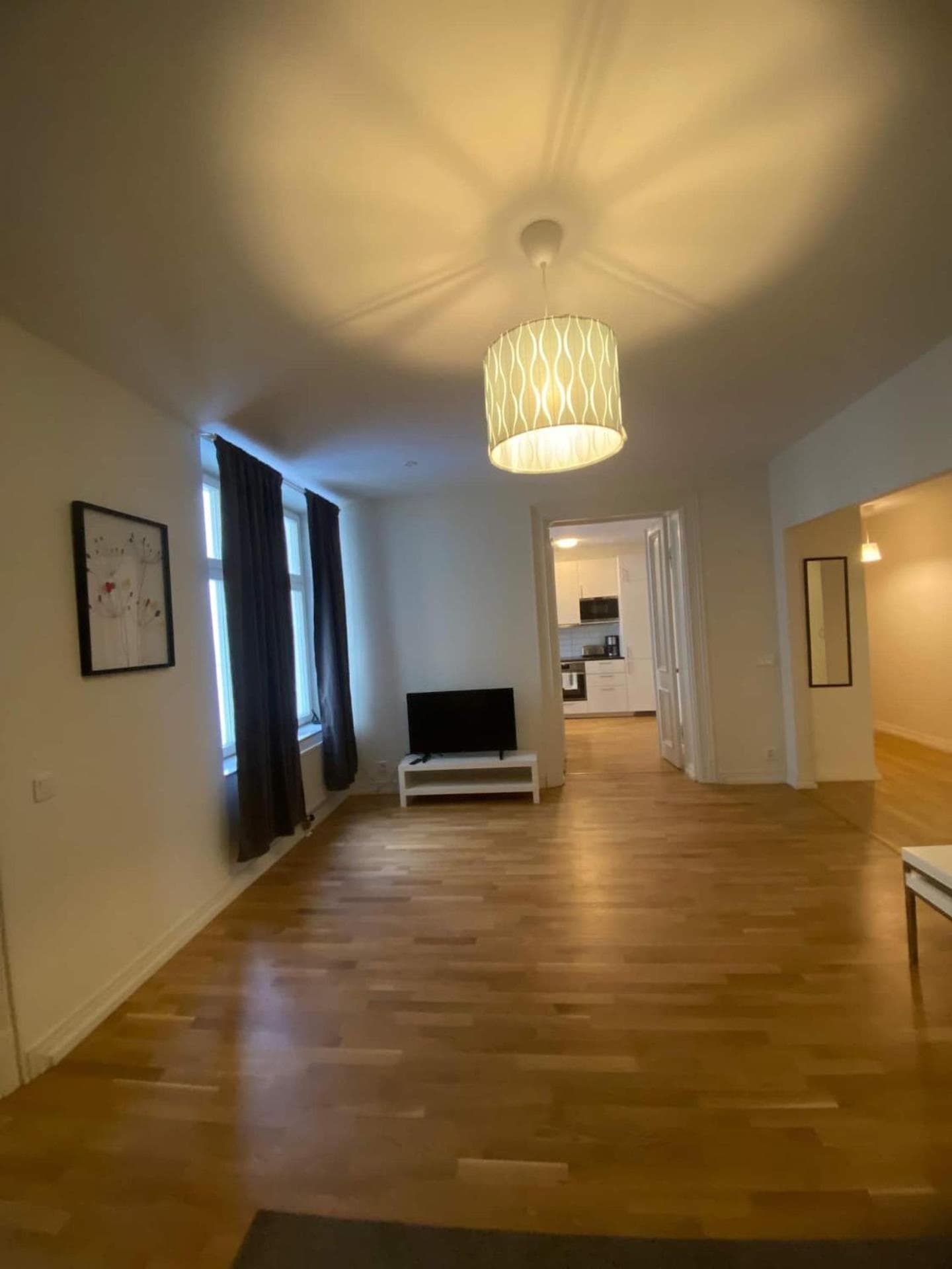 Photograph supplied for Elegant Apartment In The City