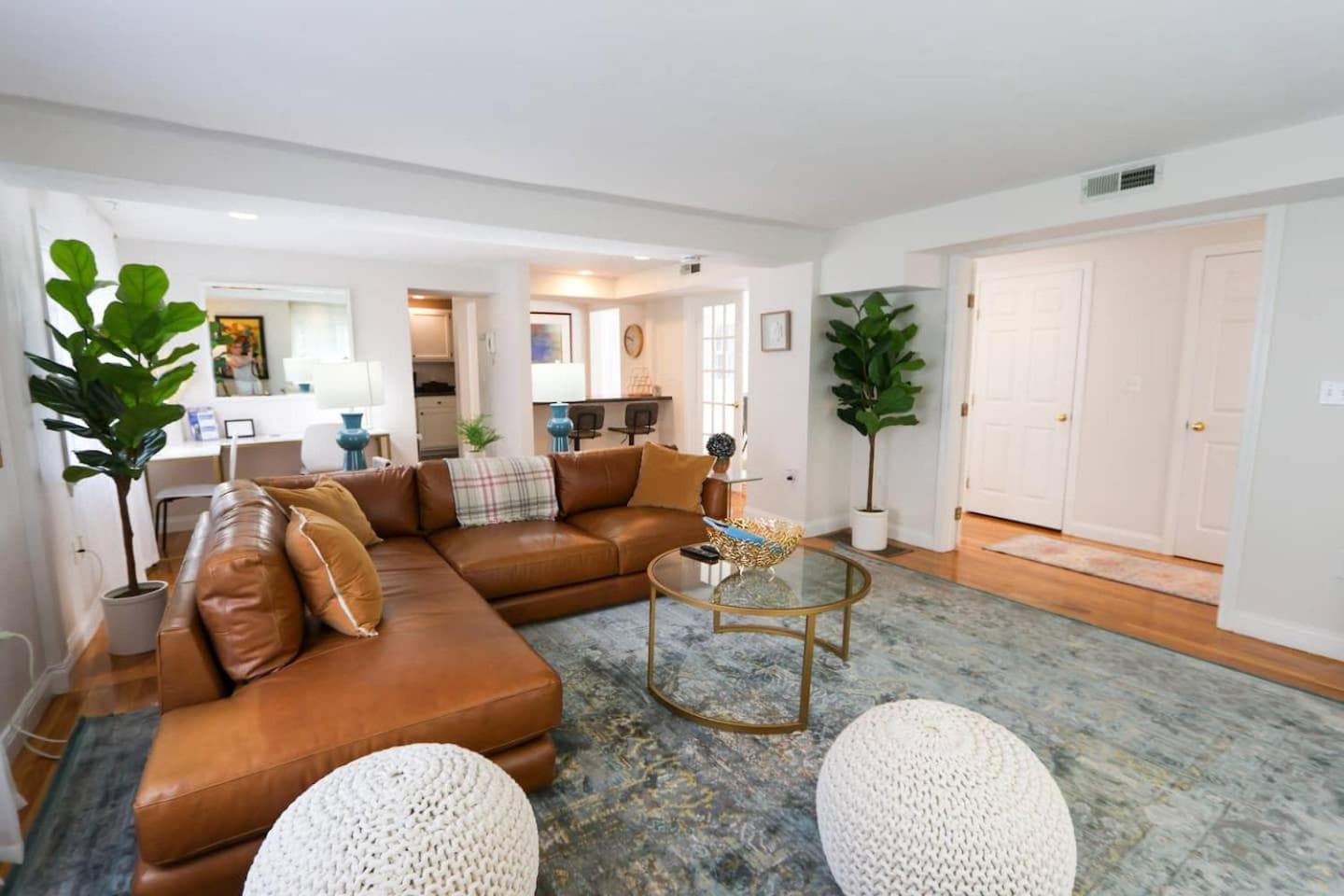 Photograph supplied for Single family,3 bed, 3 bath,Harvard, MIT,hospitals