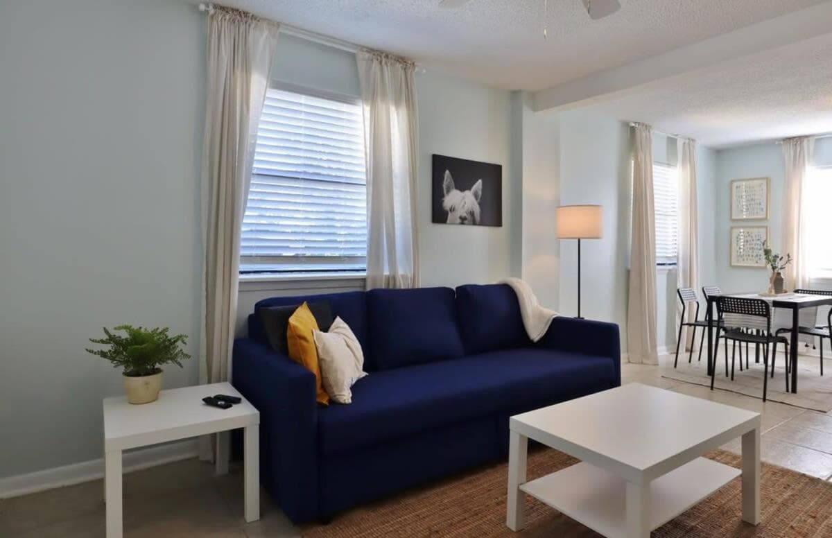 Photograph supplied for Cozy 1BR Beach Hideaway - One block to beach