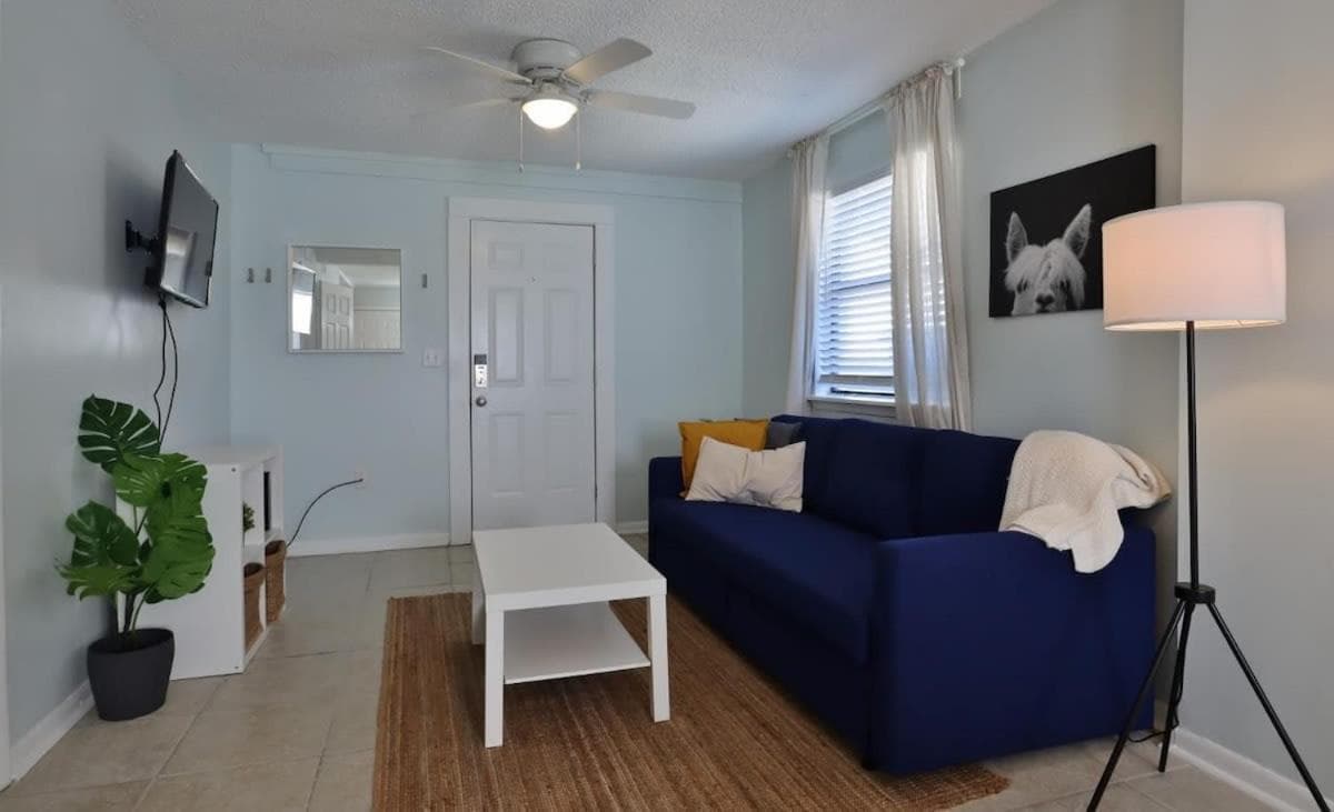 Photograph supplied for Cozy 1BR Beach Hideaway - One block to beach
