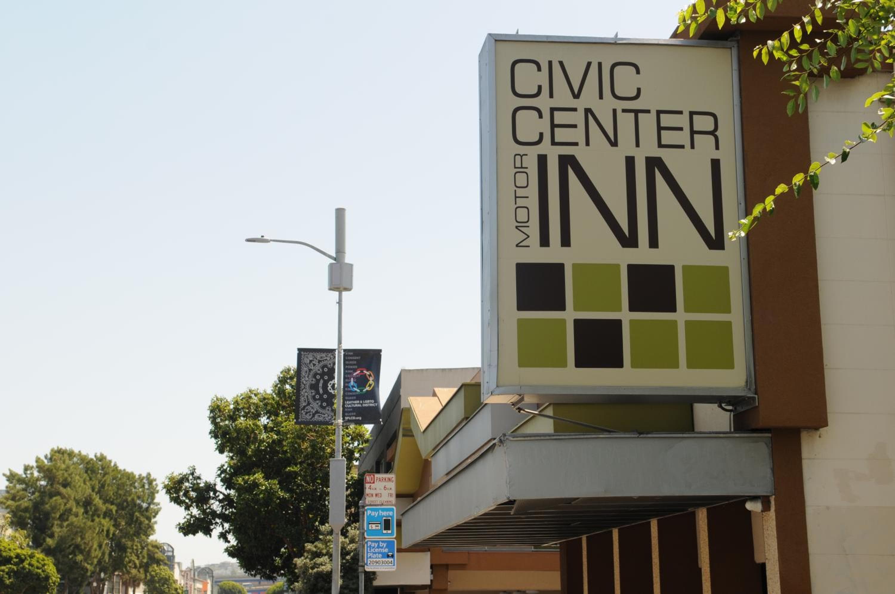 Photograph supplied for Civic Center Motor Inn