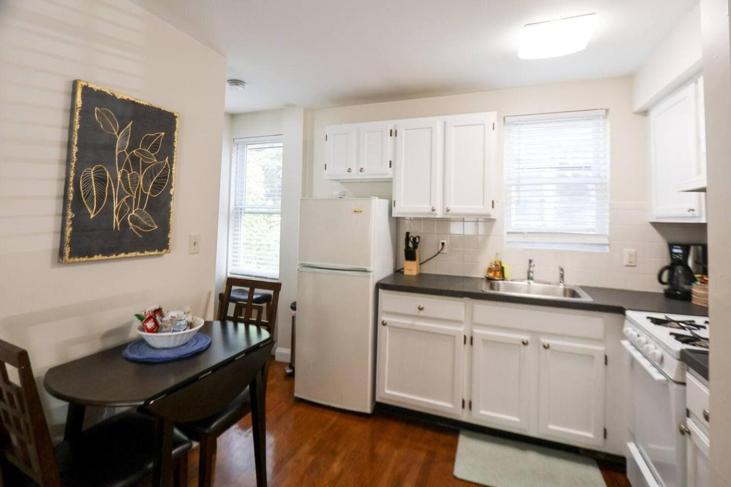 Photograph supplied for 2Bed, 15Bath, Multi-Level Townhouse, Sleeps 6