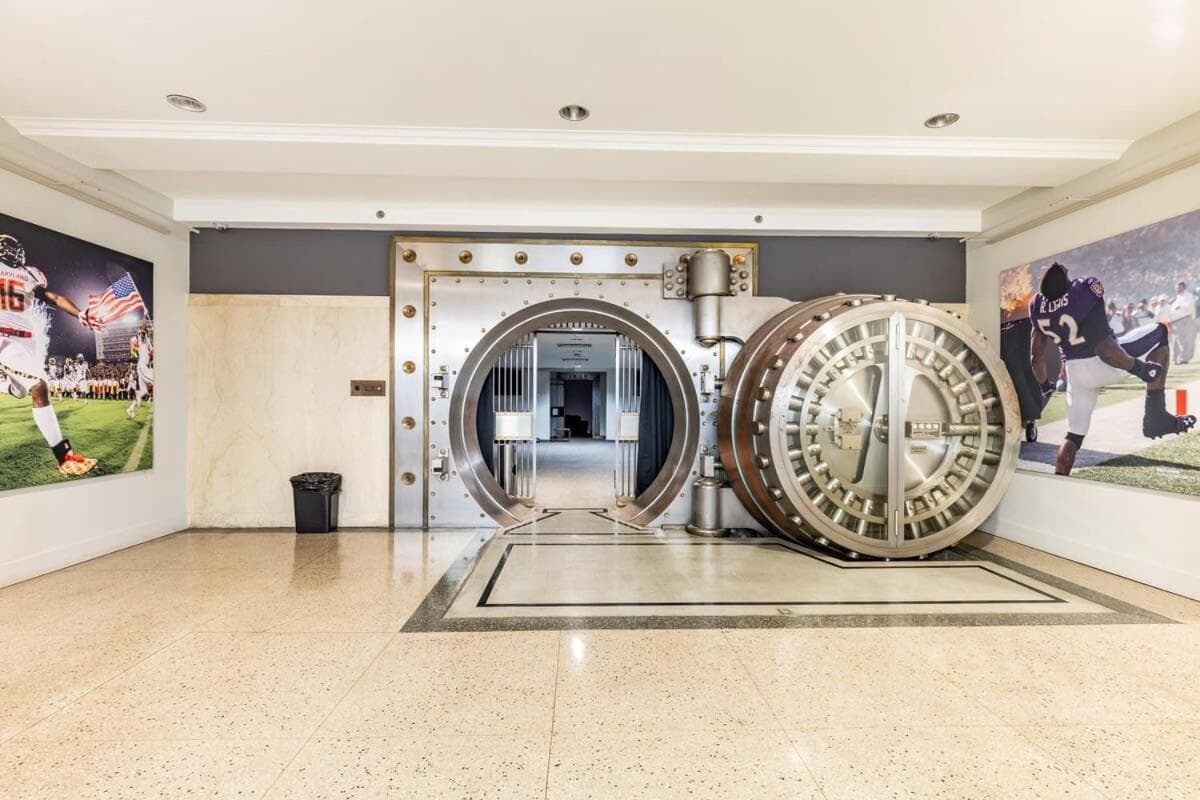 Photograph supplied for 1BR Luxury Apartment in Downtown Baltimore