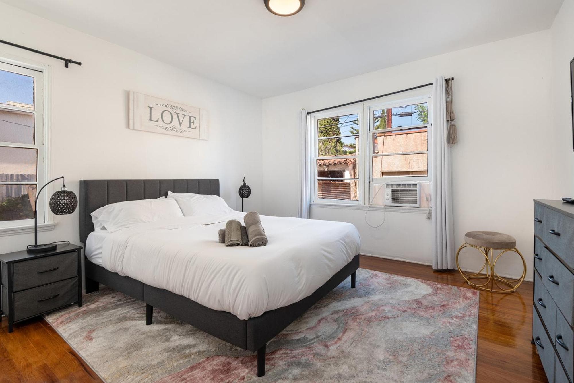 Photograph supplied for Charming 1-bedroom Apartment with Hot Tub