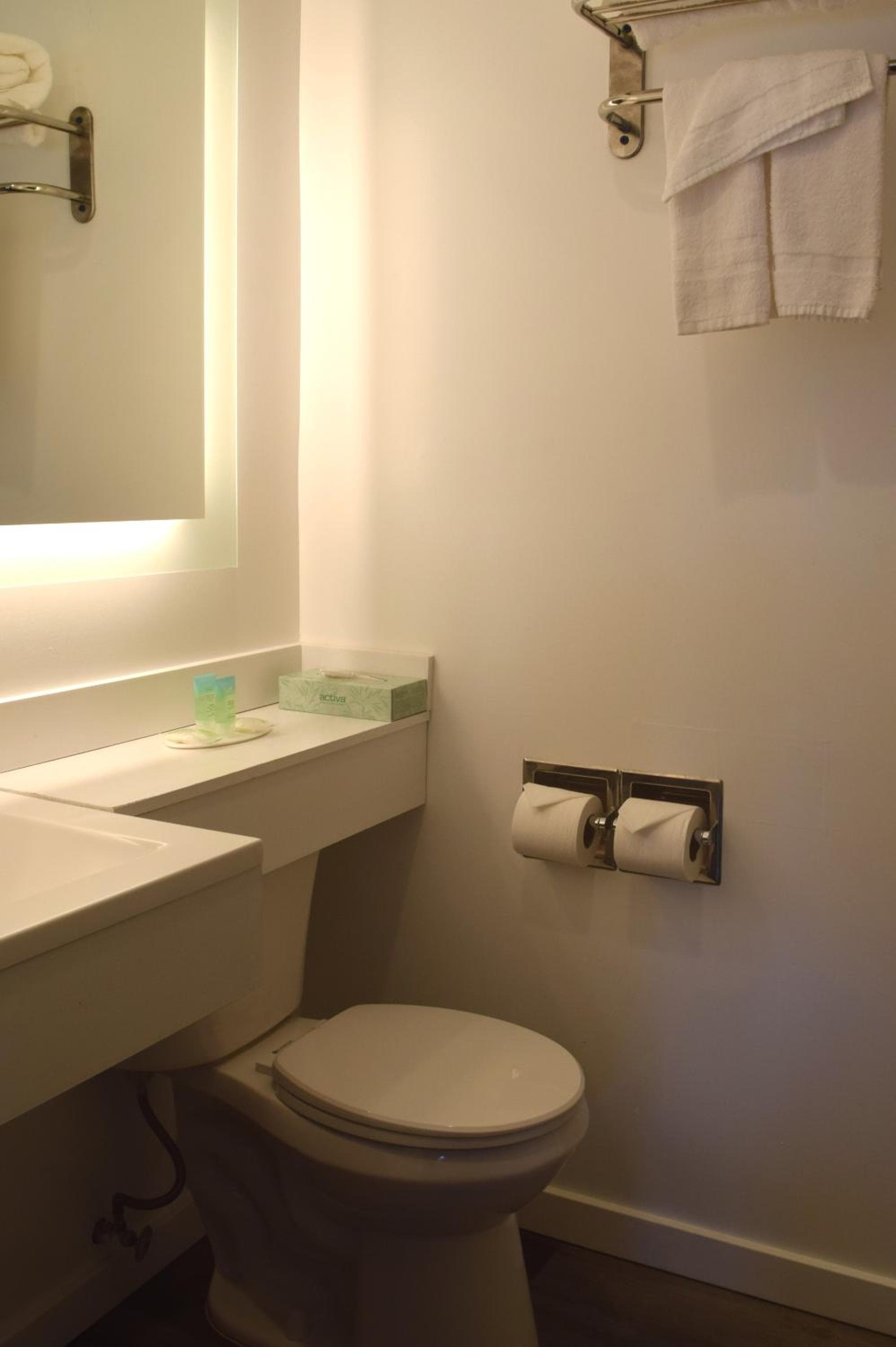 Photograph supplied for SF Central Hotel