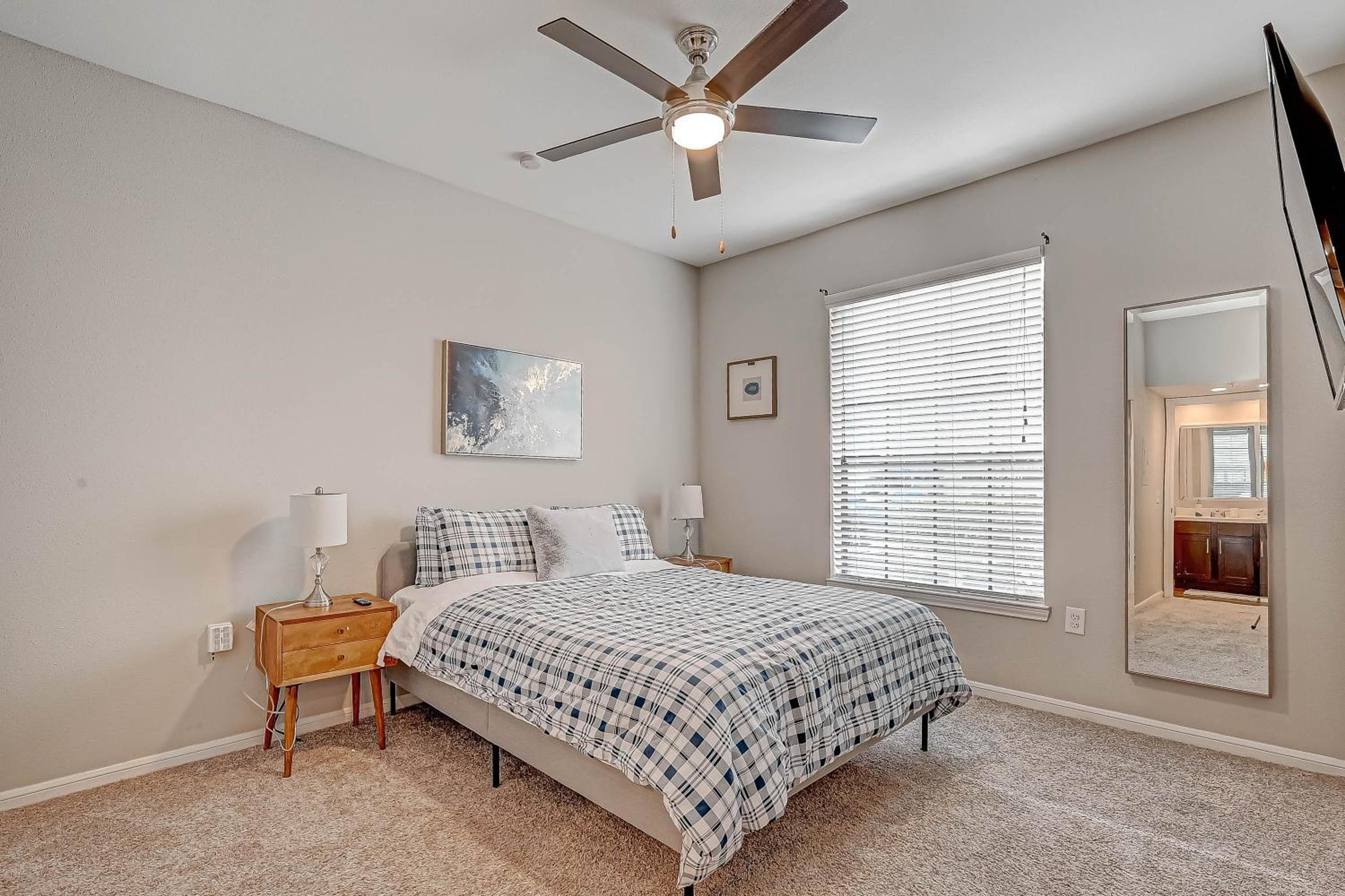 Photograph supplied for Apartment in Downton Houston- NRG Stadium