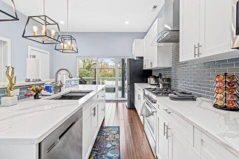 Photograph supplied for Skyline Luxe Near Duke
