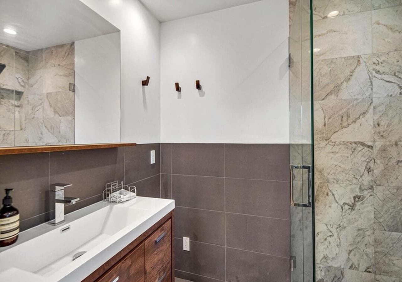 Photograph supplied for Three Bedrooms Top Apartment With Breathtaking Views