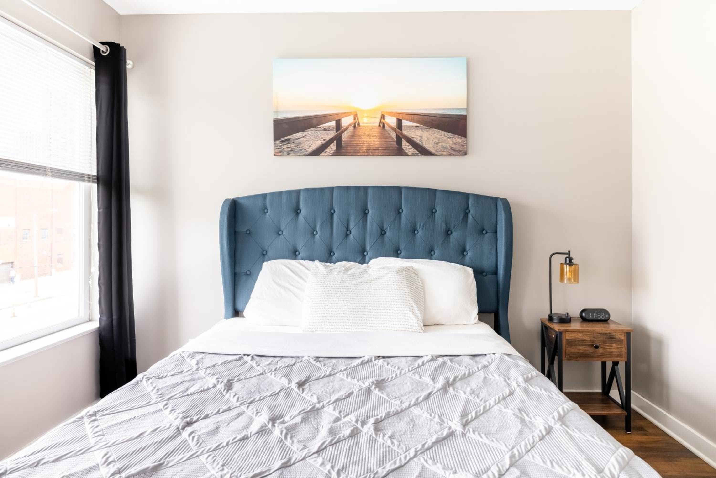 Photograph supplied for Luxury Downtown Townhome Unit 15