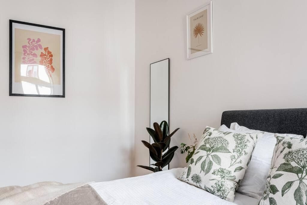 Photograph supplied for Large Central Gothenburg 2bd Apt