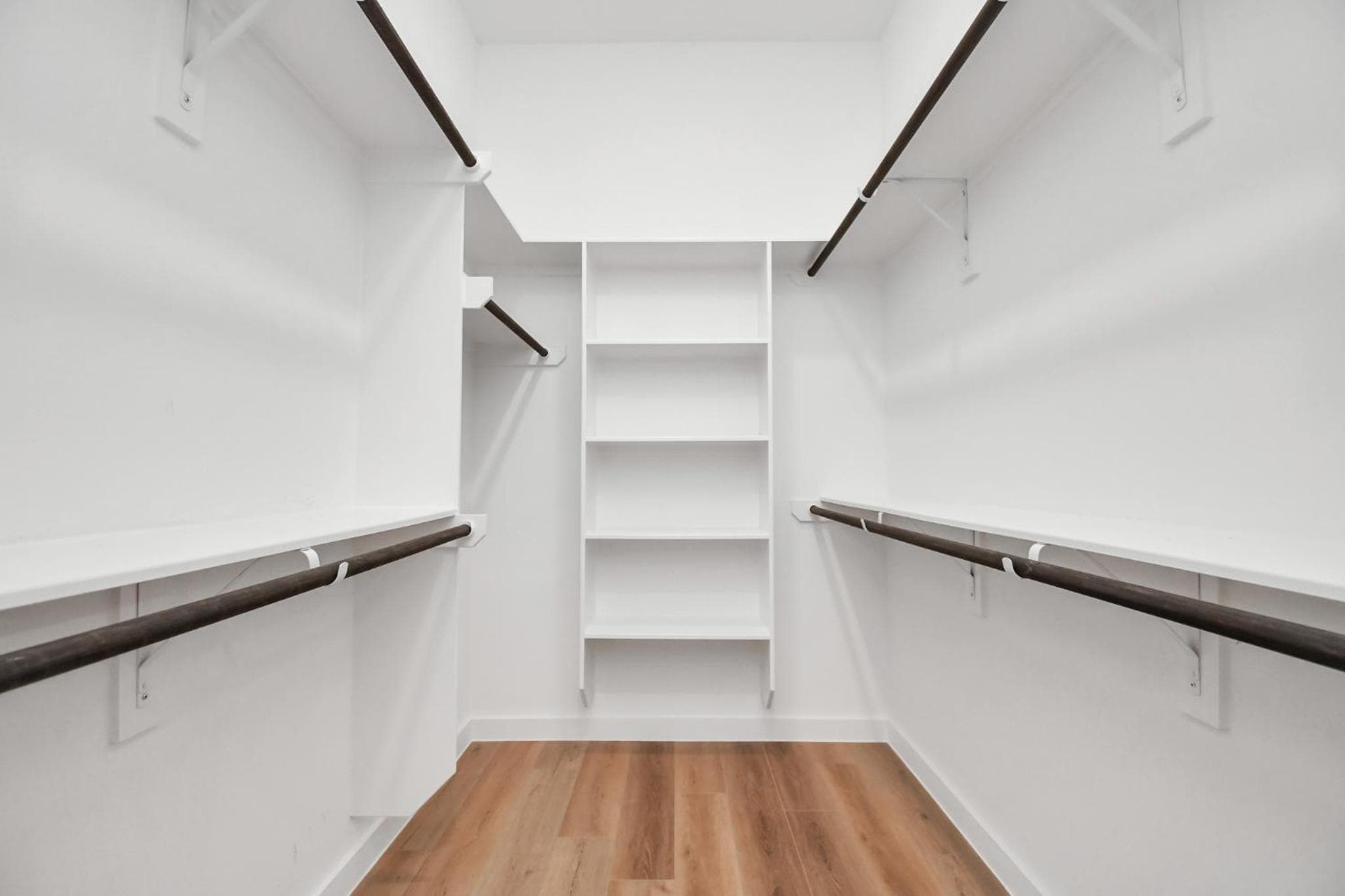 Photograph supplied for Midnight Reverie- Luxury Townhouse-Med Center DWTN