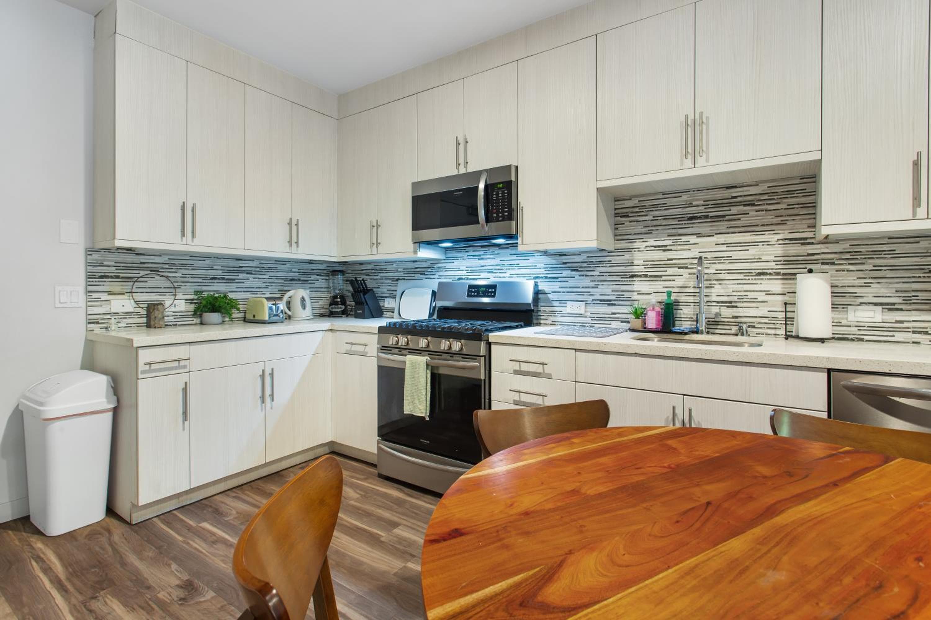 Photograph supplied for Luxury 2 bedroom at the heart of Melrose Boulevard