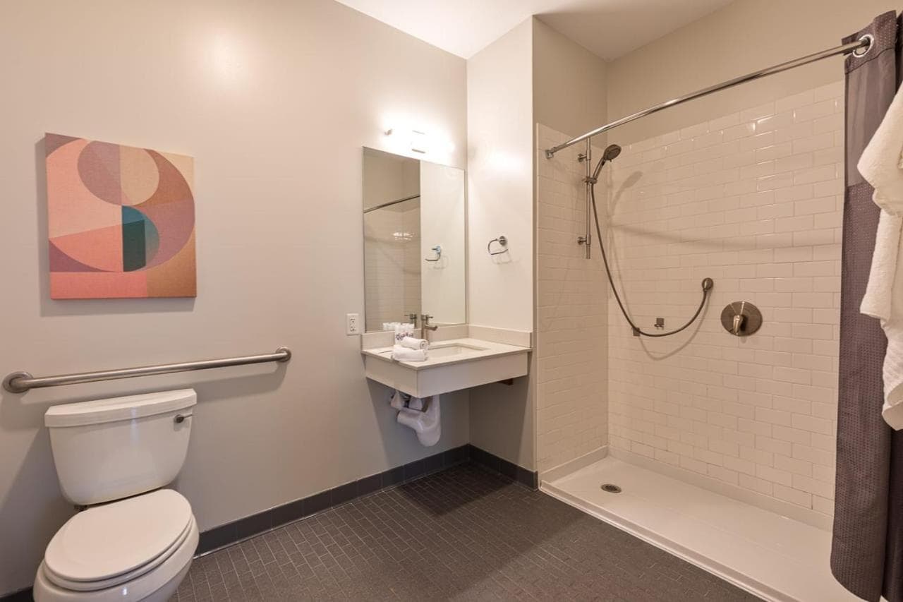 Photograph supplied for Modern Apt Near Charles River