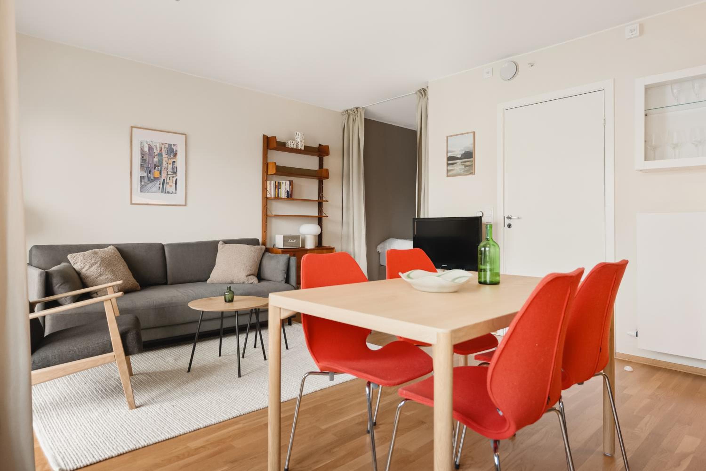 Photograph supplied for Dinbnb Apartments I City Oasis, workspace & elevator!