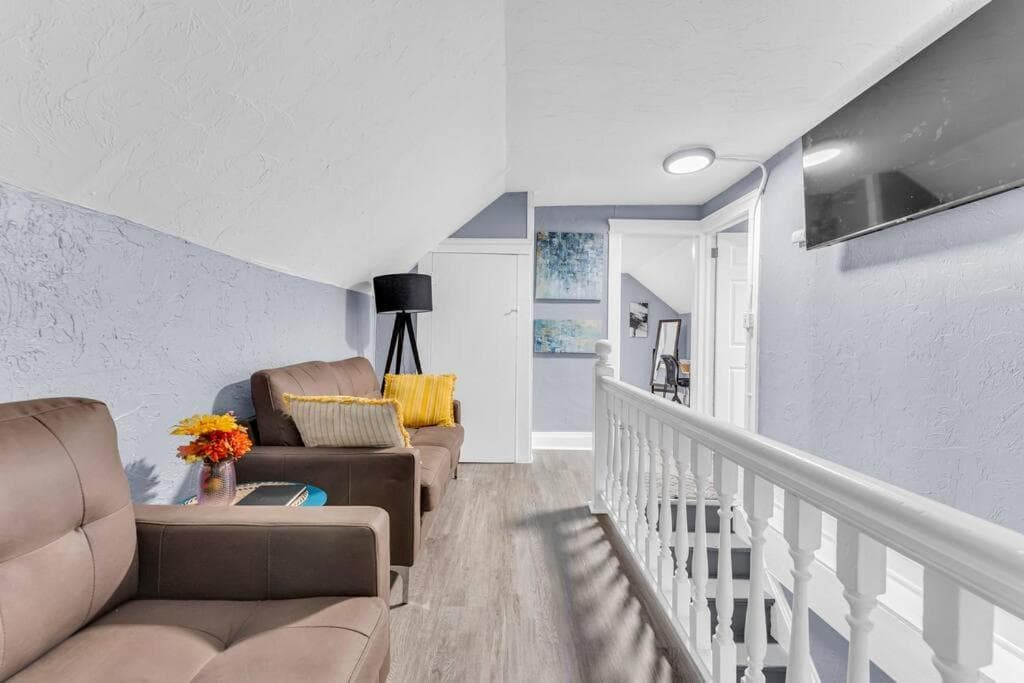 Photograph supplied for Quaint 2 Bedrooms in Historic Little Italy