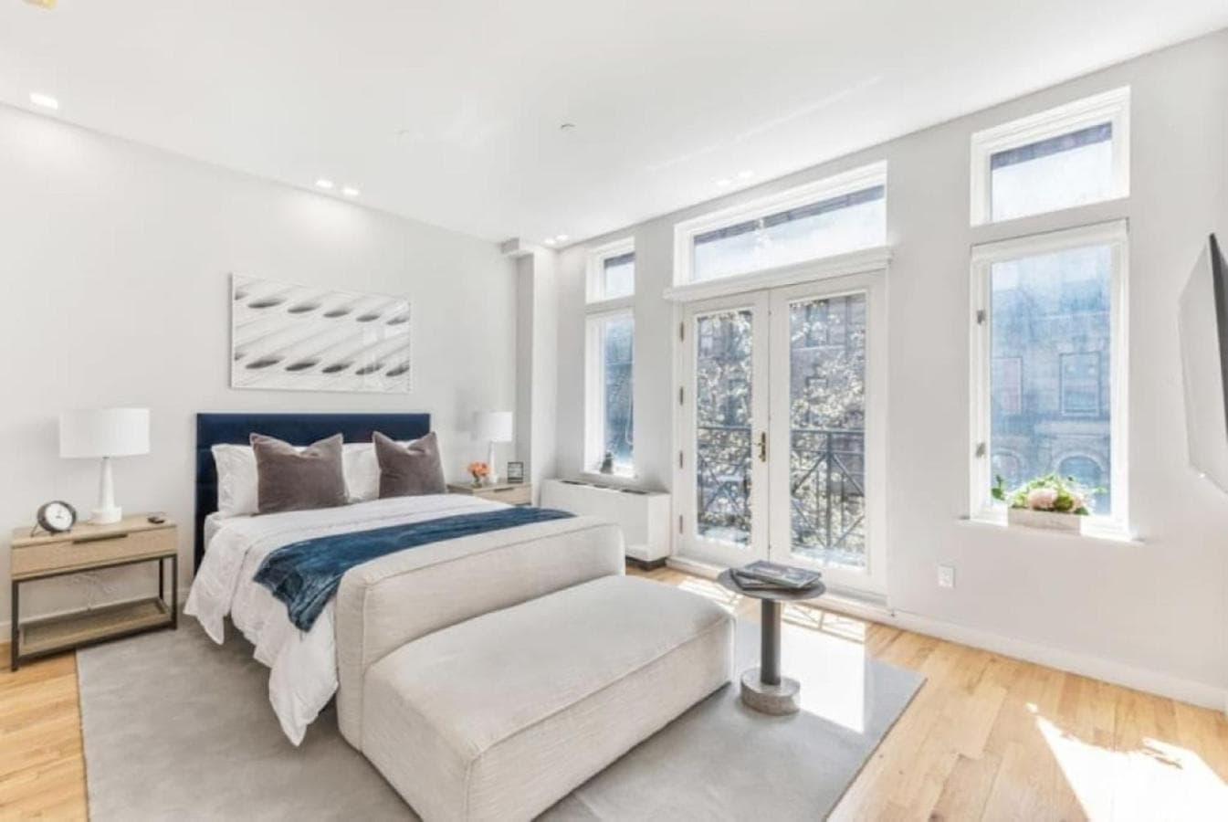 Photograph supplied for Studio w Charming Juliet Balcony in Upper East