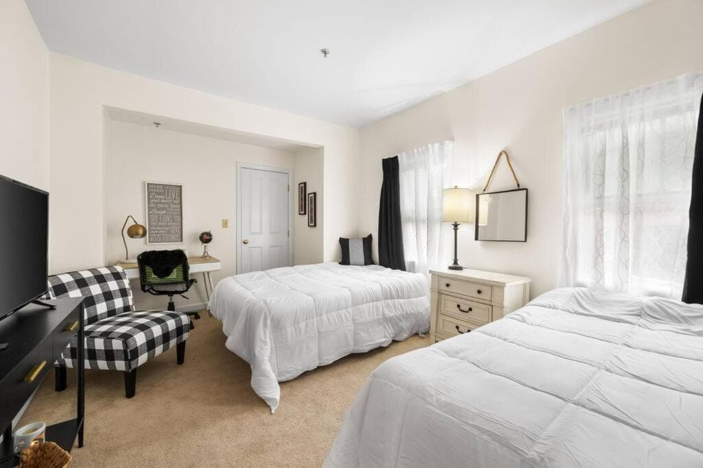 Photograph supplied for Cozy 2Bd Near Fenway Walk to Train & free Parking