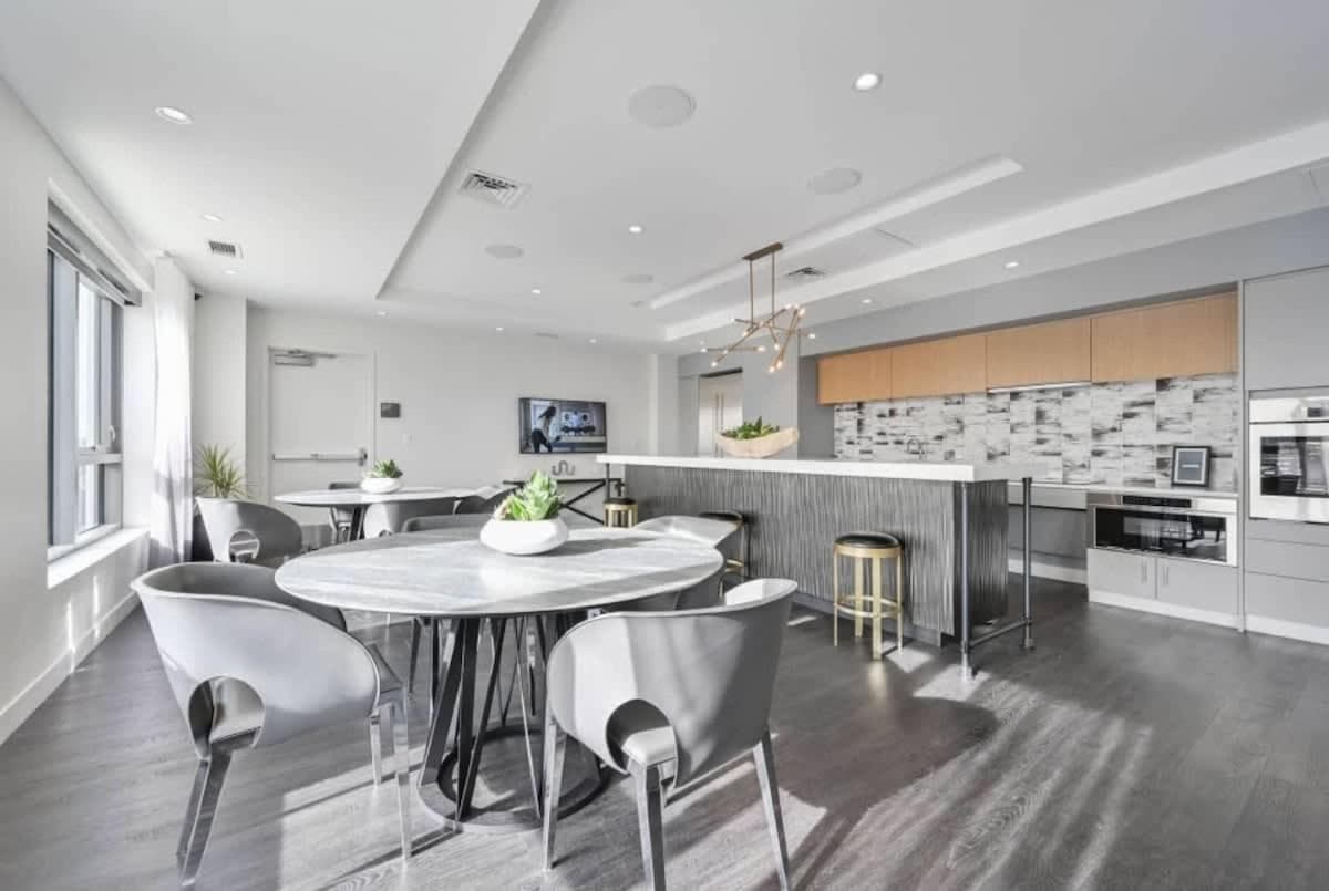 Photograph supplied for Central Penthouse Harvard MIT Spacious Gym & Work