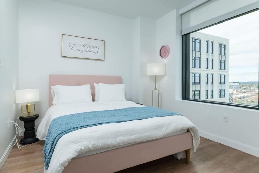 Photograph supplied for City Skyline w King Bed Pool Gym Wi-Fi & Parking