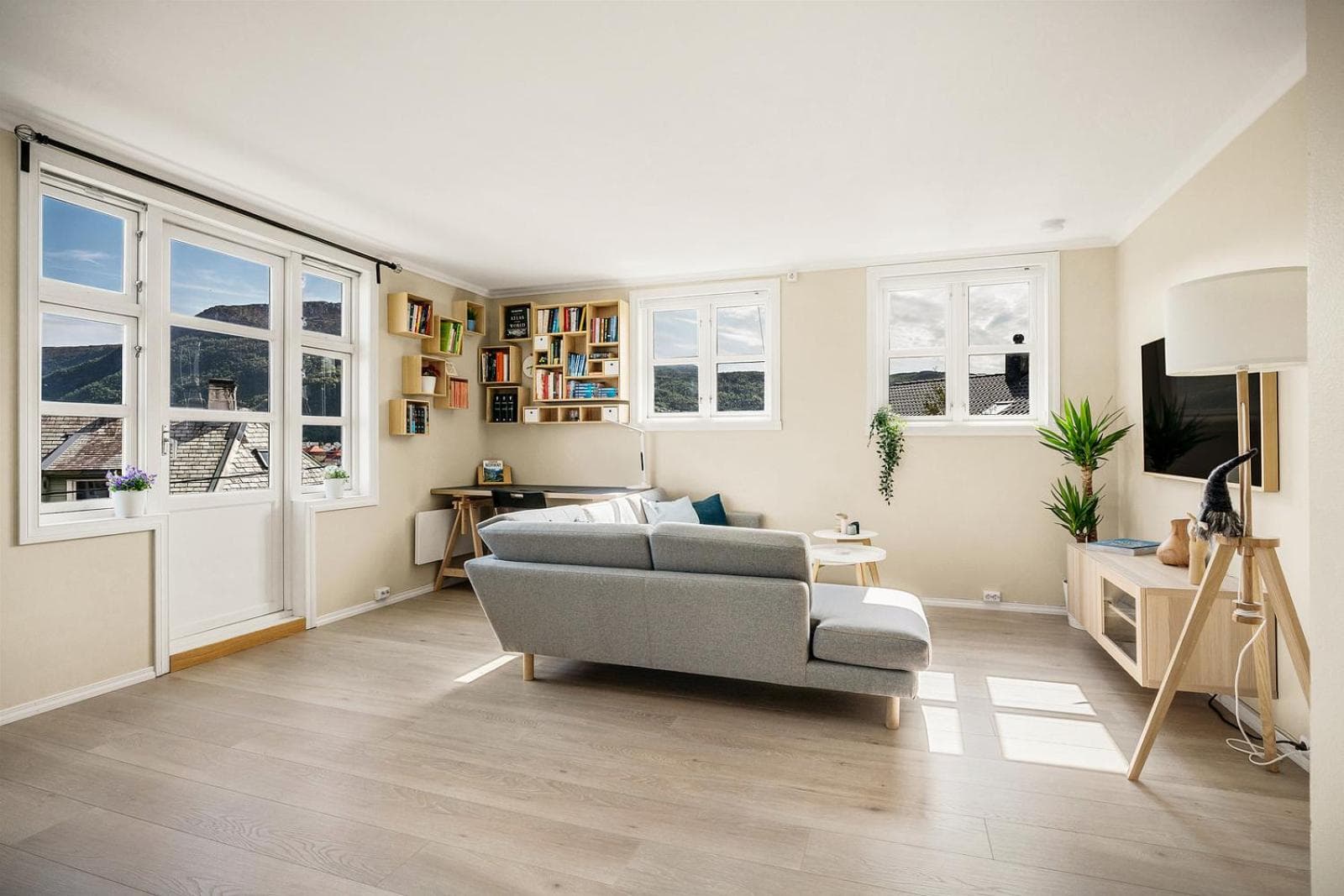 Photograph supplied for Panoramic Apartment & Garden