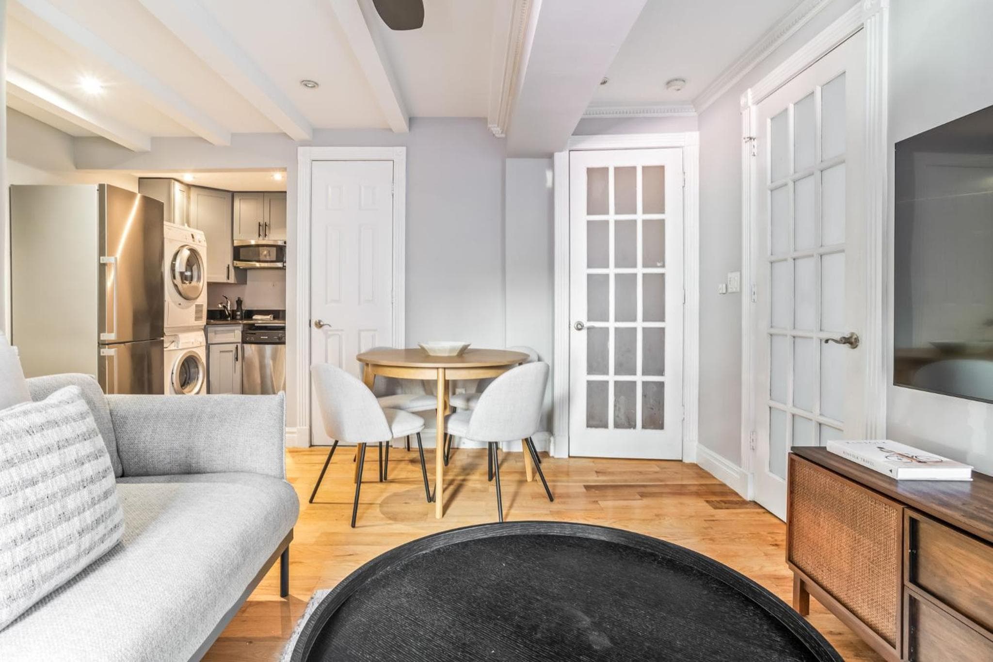 Photograph supplied for Charming 2-Bed 1-Bath Apartment in Turtle Bay