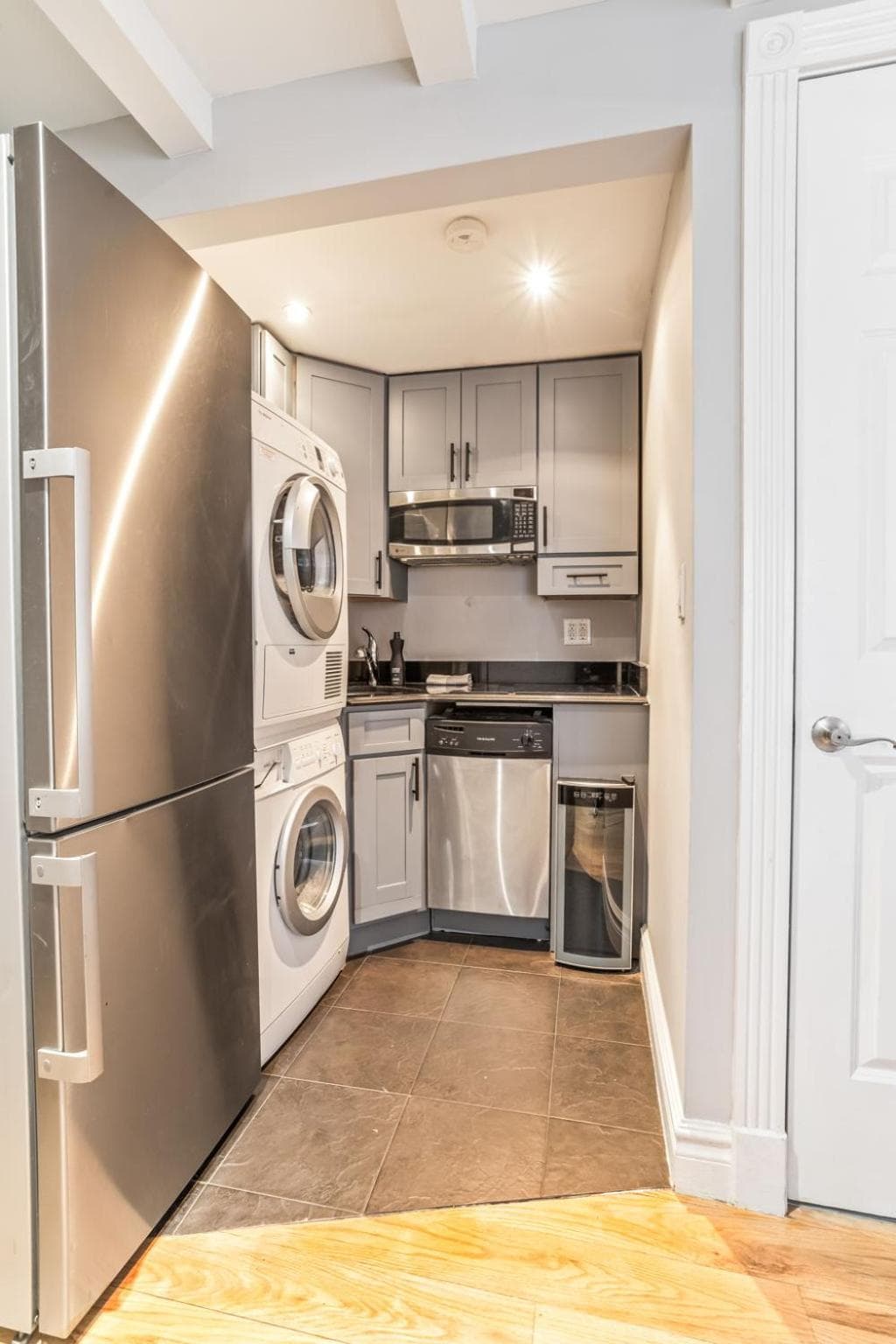 Photograph supplied for Charming 2-Bed 1-Bath Apartment in Turtle Bay