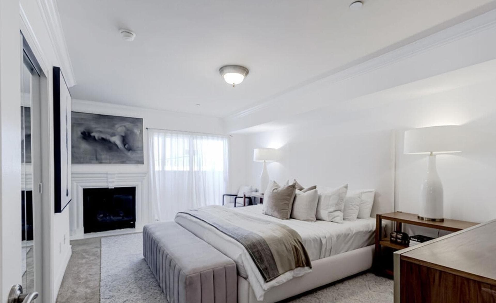 Photograph supplied for Chic 3-bedroom West Hollywood Retreat