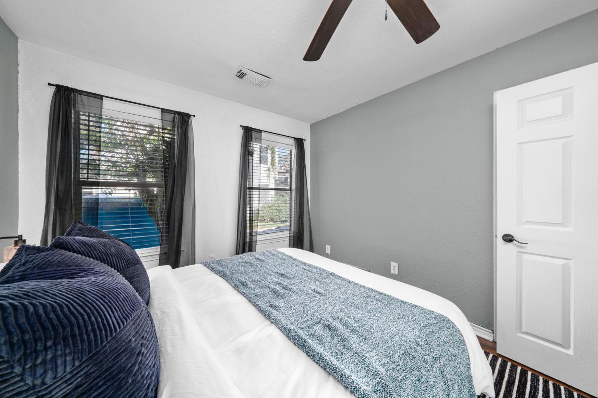 Photograph supplied for Charming Houston Home Near Med Center & University of Houston