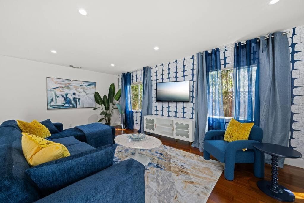 Photograph supplied for Spacious 4BR House Open Floor Plan with Backyard