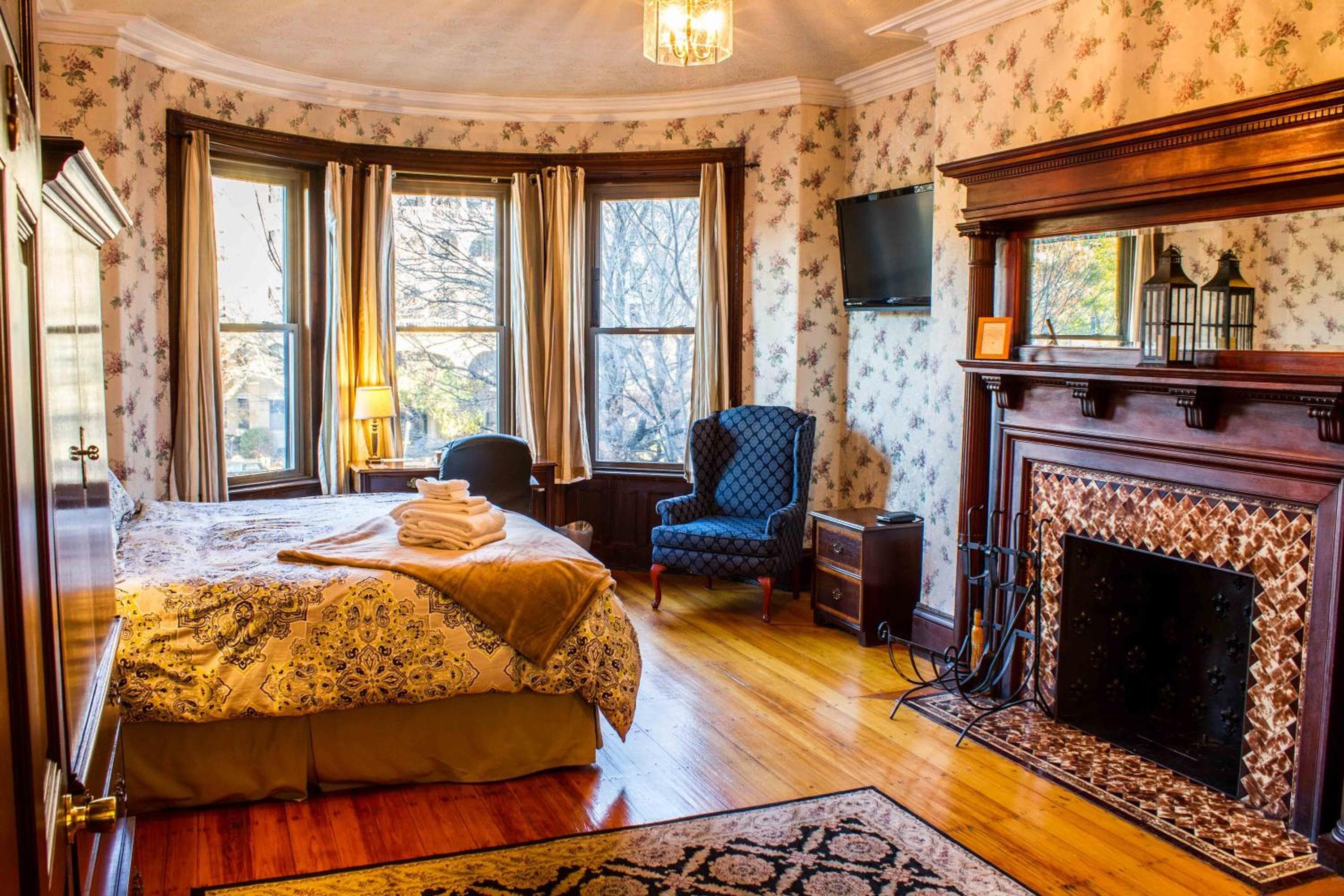 Photograph supplied for Beacon Inn 1087