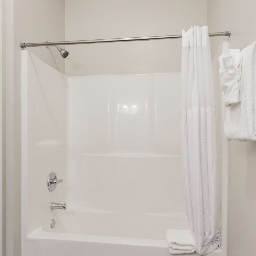 Photograph supplied for Cozysuites Musicrow Alluring 1BR w Free Parking 28