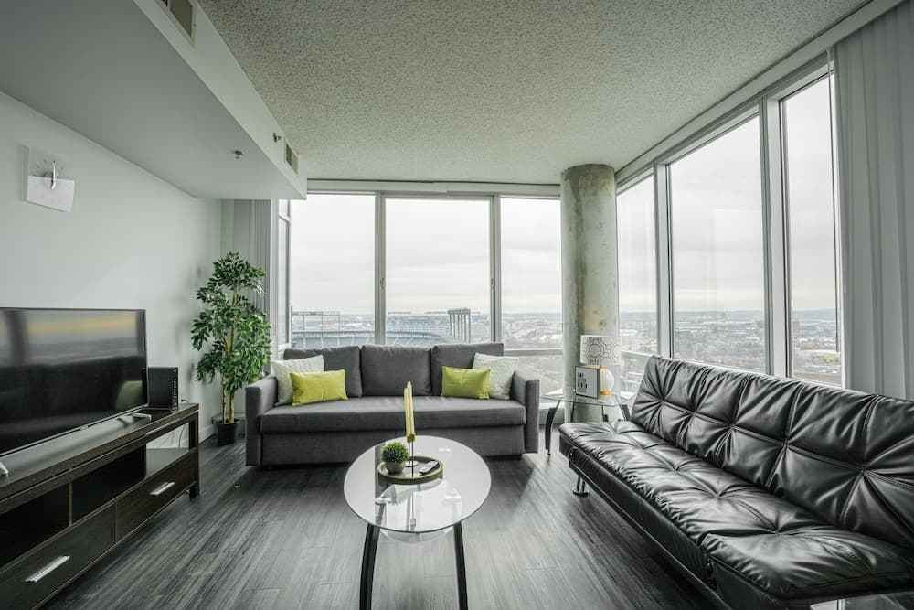 Photograph supplied for Downtown 2br Apartment Near Convention Center 2 Bedroom Apts by RedAwning