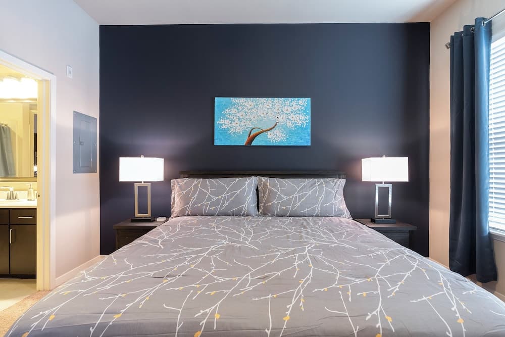 Photograph supplied for Luxury Med Center Fully Equipped King Sized Bed Condos