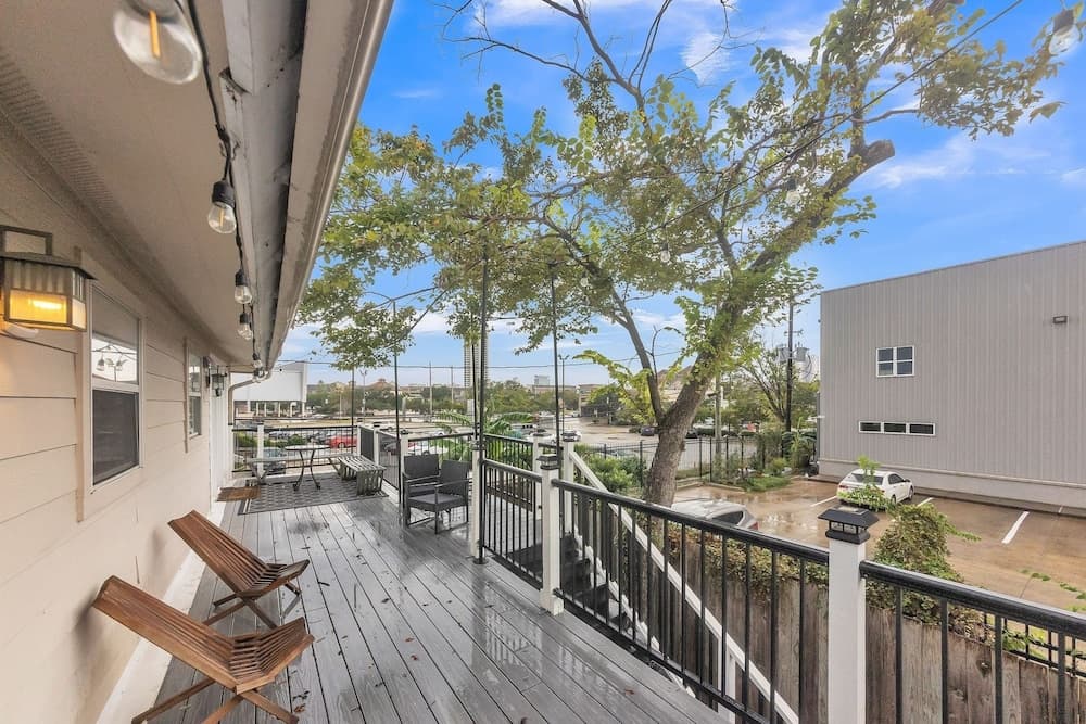 Photograph supplied for Stylish Museum Apt 3 Comfort & Culture Combined 1 Bedroom Duplex