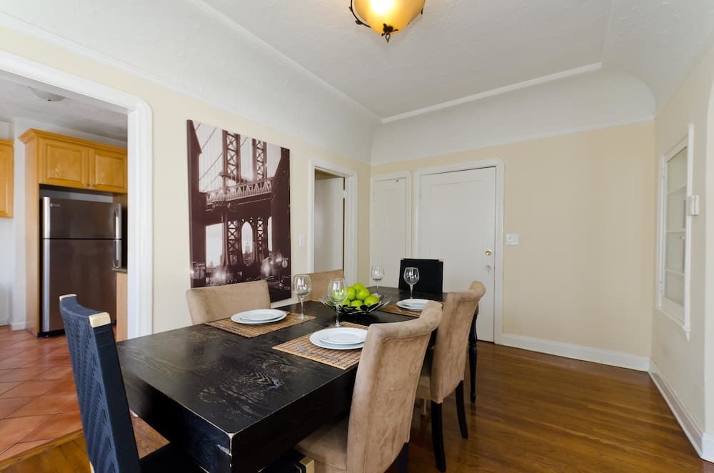 Photograph supplied for LA155 2 Bedroom Apartment By Senstay