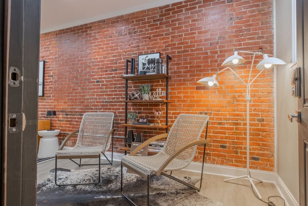 Photograph supplied for Baltimore's Home Away From Home 2 Bedroom Apts by Redawning
