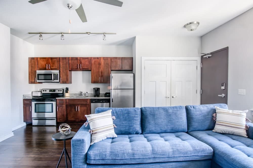 Photograph supplied for Cozysuites Music Row Chic 1BR w Free Parking 27