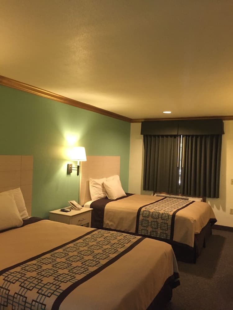 Photograph supplied for Scottish Inns & Suites at NRG Park