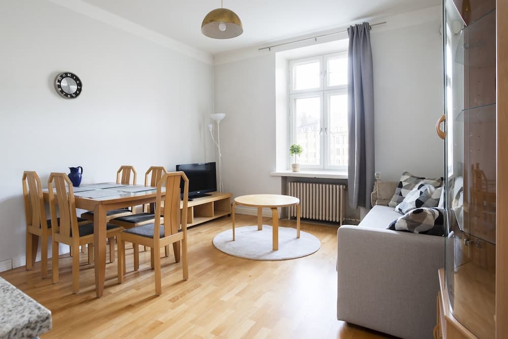 Photograph supplied for 1BR City Apartment with Great Location