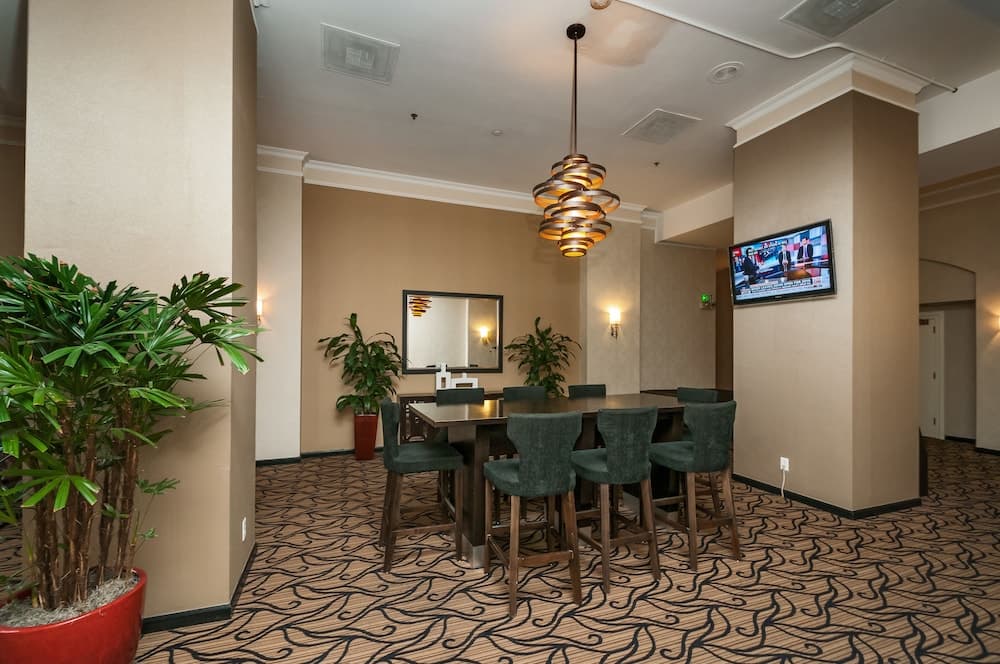 Photograph supplied for The Pickwick Hotel