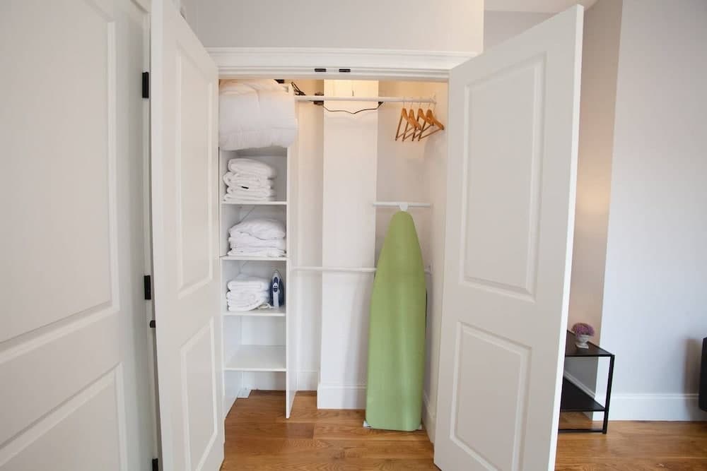 Photograph supplied for Downtown Boston 4bed 2 Full Bath Condo North End
