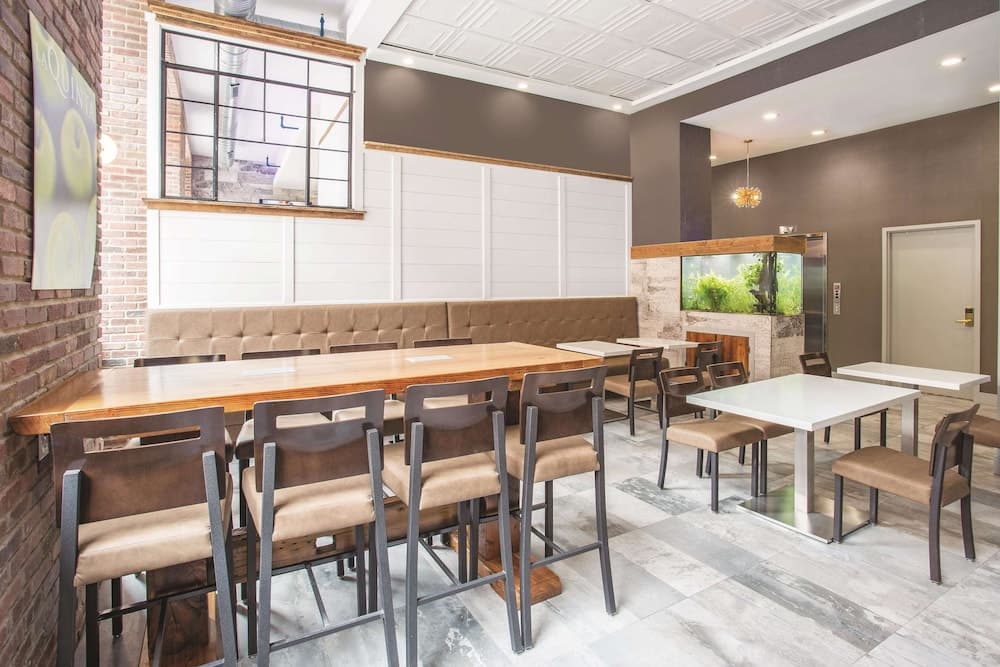 Photograph supplied for La Quinta Inn & Suites by Wyndham Baltimore Downtown