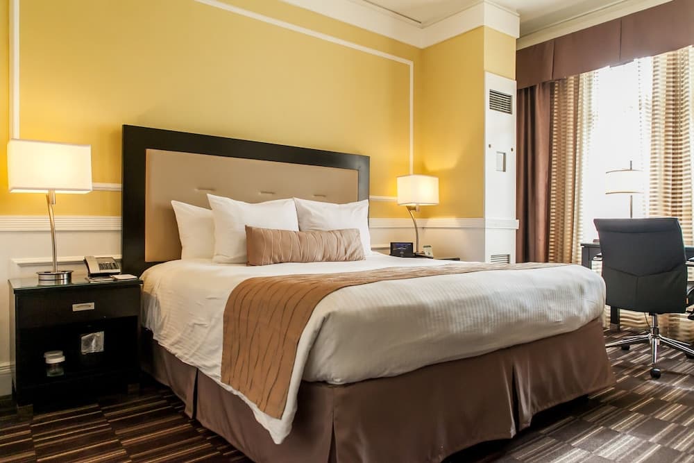 Photograph supplied for The Pickwick Hotel